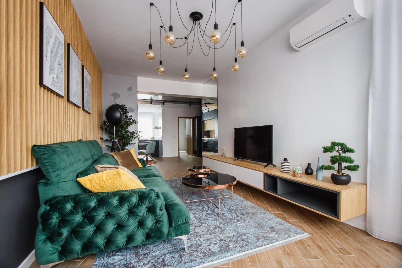 Central Designer Loft At Eas Residence Oradea Exterior photo